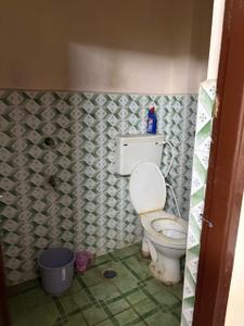 Bathroom Image of 817 Sq.ft 2 BHK Apartment / Flat for sale in Fortune Enclave by Fortune Builders, Ambattur Chennai for Rs. 4350000