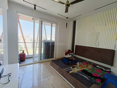 Bedroom Image of 2000 Sq.ft 3 BHK Builder Floor for rent in Karkardooma New Delhi for Rs. 51500