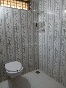 Bathroom Image of 800 Sq.ft 1 BHK Builder Floor for rent in Smruti Nagar Nagpur for Rs. 10000