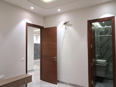 Bedroom Image of 1800 Sq.ft 3 BHK Builder Floor for sale in Paschim Vihar New Delhi for Rs. 35000000