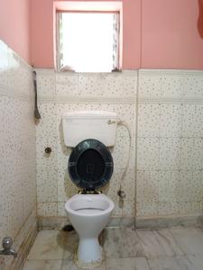 Common Bathroom Image of 1025 Sq.ft 2 BHK Apartment / Flat for sale in Ballygunge Kolkata for Rs. 8500000