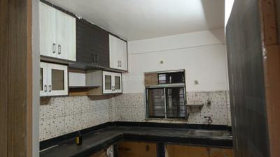 Kitchen Image of 2200 Sq.ft 4 BHK Apartment / Flat for sale in Lake Town Kolkata for Rs. 11500000