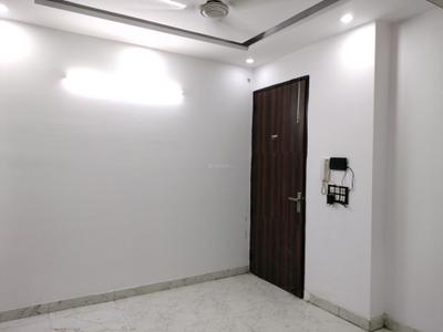 Living Room Image of 538 Sq.ft 2 BHK Builder Floor for sale in Mahavir Enclave New Delhi for Rs. 5000000
