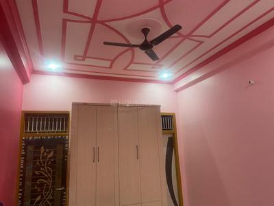 Bedroom Image of 1250 Sq.ft 2 BHK Builder Floor for rent in Gomti Nagar Lucknow for Rs. 20000