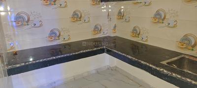 Kitchen Image of 800 Sq.ft 2 BHK Builder Floor for rent in Raghunathpur Motihari for Rs. 7000