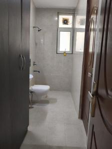Image of 2450 Sq.ft 4 BHK Apartment / Flat for rent in Sector 45, Noida for Rs. 60000