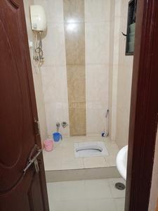 Bathroom Image of 1250 Sq.ft 2 BHK Apartment / Flat for rent in Sitabuldi Nagpur for Rs. 16000