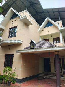 Image of 1500 Sq.ft 3 BHK Independent House for rent in Chamkkada, Kollam for Rs. 16000