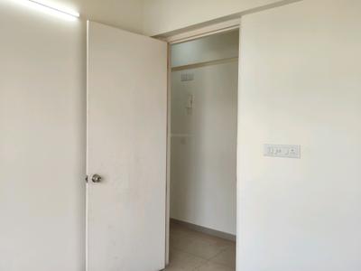 Bedroom Image of 750 Sq.ft 2 BHK Apartment / Flat for rent in Mahindra Happinest Kalyan, Bhiwandi Thane for Rs. 16000