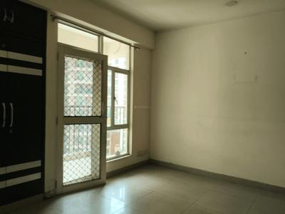 Bedroom Image of 1320 Sq.ft 3 BHK Apartment / Flat for rent in  Gaur City 2 12th Avenue, Noida Extension Greater Noida for Rs. 22000
