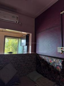 Bedroom Image of 600 Sq.ft 1 BHK Apartment / Flat for sale in Mayur Niwas CHS, Dadar East Mumbai for Rs. 28000000