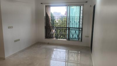 Living Room Image of 1000 Sq.ft 2 BHK Apartment / Flat for rent in Hiranandani Meadows, Thane West Thane for Rs. 55000