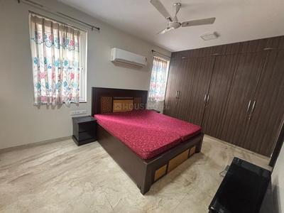 Bedroom Image of 1800 Sq.ft 3 BHK Builder Floor for rent in Jangpura New Delhi for Rs. 150000