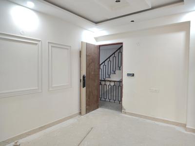 Living Room Image of 1450 Sq.ft 3 BHK Apartment / Flat for sale in Pearl Vista, Noida Extension Greater Noida for Rs. 7500000