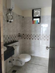 Common Bathroom Image of 1664 Sq.ft 3 BHK Apartment / Flat for rent in Amrapali Pan Oasis, Sector 70 Noida for Rs. 38600