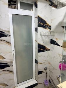 Kitchen Image of 720 Sq.ft 2 BHK Apartment / Flat for rent in Mandvi Mumbai for Rs. 58000