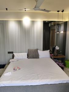 Bedroom Image of 2340 Sq.ft 4 BHK Apartment / Flat for sale in Century Tower, Bodakdev Ahmedabad for Rs. 30000000