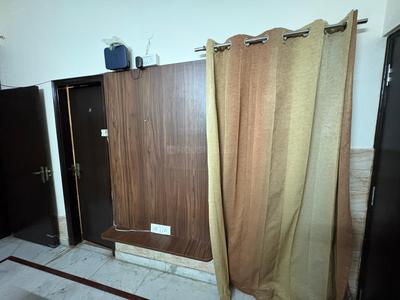Image of 840 Sq.ft 1 BHK Builder Floor for rent in Shalimar Bagh, New Delhi for Rs. 20000