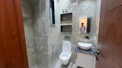 Image of 762 Sq.ft 2 BHK Builder Floor for sale in Vikaspuri, New Delhi for Rs. 14500000