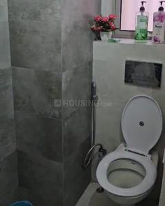 Bathroom Image of 1600 Sq.ft 3 BHK Apartment / Flat for rent in Bangur Avenue Kolkata for Rs. 85000