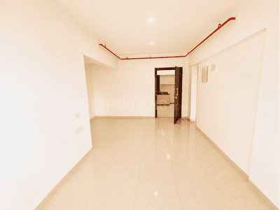 Living Room Image of 650 Sq.ft 2 BHK Apartment / Flat for sale in Andheri West Mumbai for Rs. 21000000