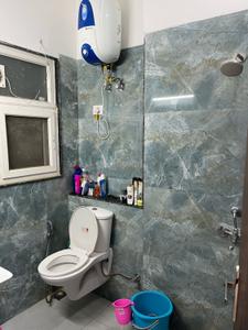 Bathroom Image of 300 Sq.ft 1 RK Studio for rent in Sector 46 Gurgaon for Rs. 21500