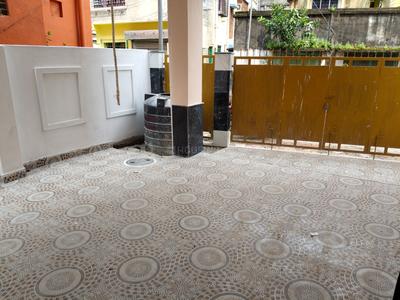 Balcony Image of 825 Sq.ft 2 BHK Apartment / Flat for sale in Prince Anwar Shah Connector Kolkata for Rs. 5500000