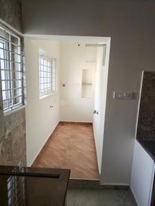 Bathroom Image of 1300 Sq.ft 2 BHK Independent House for rent in Maduravoyal Chennai for Rs. 34000