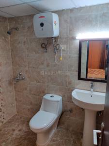 Bathroom Image of 545 Sq.ft 1 BHK Apartment / Flat for sale in Supertech Czar Suites, Omicron I Greater Noida for Rs. 3600000