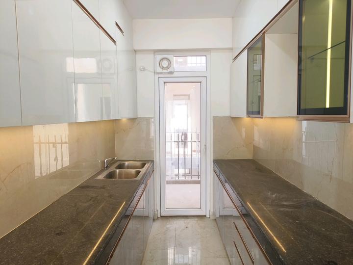 Smart World Gems Main Image 1