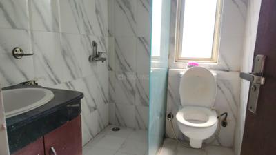 Image of 900 Sq.ft 2.5 BHK Apartment / Flat for rent in Nimbus The Golden Palms, Sector 168, Noida for Rs. 32000