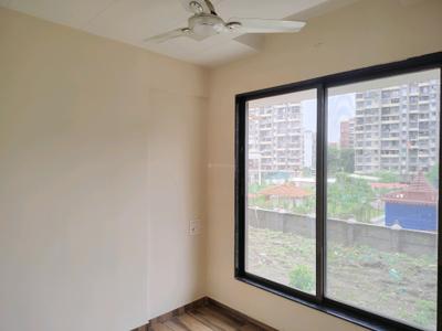 Bedroom Image of 950 Sq.ft 2 BHK Apartment / Flat for sale in Lodha Amara, Kolshet Thane for Rs. 13000000