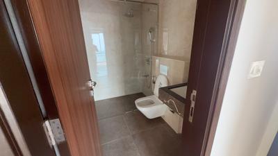 Image of 1260 Sq.ft 3 BHK Apartment / Flat for rent in Piramal Mahalaxmi South Tower, Worli, Mumbai for Rs. 250001