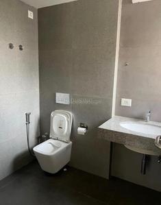 Bathroom Image of 3200 Sq.ft 4 BHK Apartment / Flat for rent in Apurva Aasthaa Onyx, Memnagar Ahmedabad for Rs. 60000
