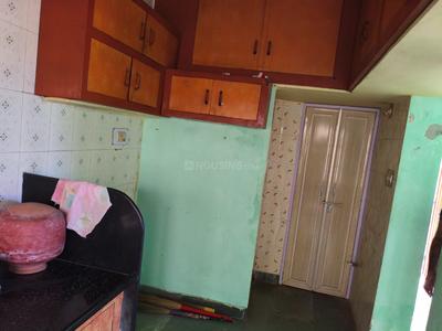 Kitchen Image of 1200 Sq.ft 4 BHK Duplex for rent in Gotri Vadodara for Rs. 10000