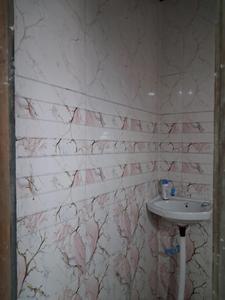 Common Bathroom Image of 1050 Sq.ft 2 BHK Apartment / Flat for sale in Sector 49 Noida for Rs. 4000001