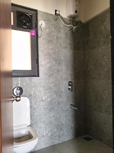 Common Bathroom Image of 1000 Sq.ft 3 BHK Apartment / Flat for rent in VTP Aethereus Phase I by VTP Realty, Mahalunge Pune for Rs. 31000