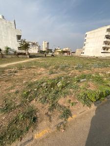 Sector 75 hudda Plot View 1