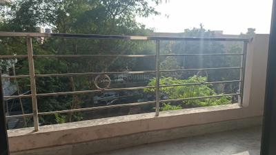 Balcony Image of 550 Sq.ft 1 BHK Builder Floor for rent in Vikaspuri New Delhi for Rs. 14000