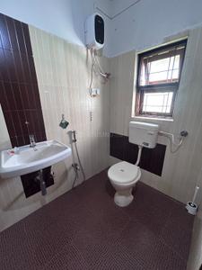 Bathroom Image of 1850 Sq.ft 3.5 BHK Villa for rent in Hanuman Nagar Belagavi for Rs. 35000