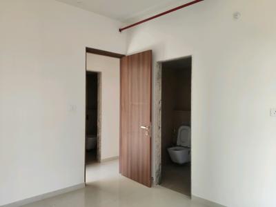 Bedroom Image of 770 Sq.ft 2 BHK Apartment / Flat for rent in Runwal Sanctuary, Mulund West Mumbai for Rs. 62000