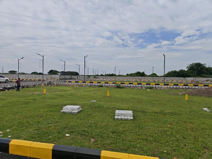 Hitech Orchid Garden Main Image 1