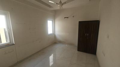 Bedroom Image of 1400 Sq.ft 3 BHK Apartment / Flat for rent in Tagore Nagar Jaipur for Rs. 25000