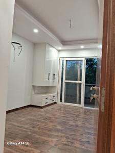 Bedroom Image of 1800 Sq.ft 3 BHK Builder Floor for rent in Mansarover Garden New Delhi for Rs. 60000