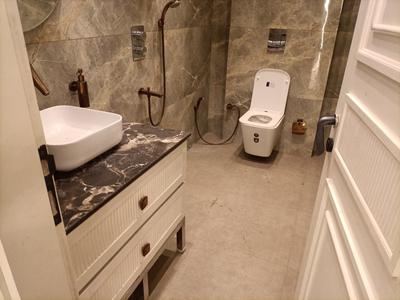 Image of 2630 Sq.ft 3 BHK Apartment / Flat for sale in Hasanganj, Lucknow for Rs. 26000000