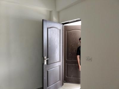 Bedroom Image of 950 Sq.ft 3 BHK Apartment / Flat for rent in Gardenia Glory, Sector 46 Noida for Rs. 28000