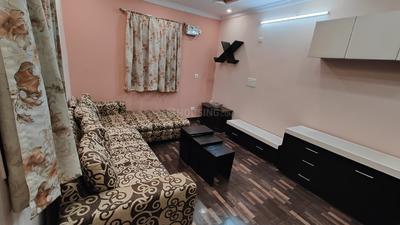 Bedroom Image of 650 Sq.ft 1 BHK Builder Floor for rent in Chittaranjan Park New Delhi for Rs. 35000