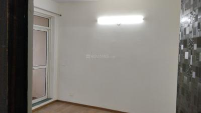 Bedroom Image of 1350 Sq.ft 3 BHK Apartment / Flat for rent in Jaypee Kosmos, Sector 134 Noida for Rs. 28000