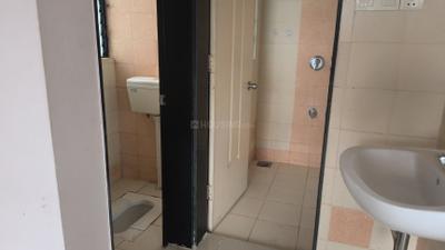 Bathroom Image of 580 Sq.ft 1 BHK Apartment / Flat for rent in Nanded Mangal Bhairav, Nanded Pune for Rs. 16000