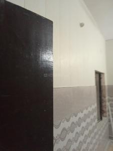 Bathroom Image of 900 Sq.ft 2 BHK Builder Floor for rent in Vasundhara Ghaziabad for Rs. 14000